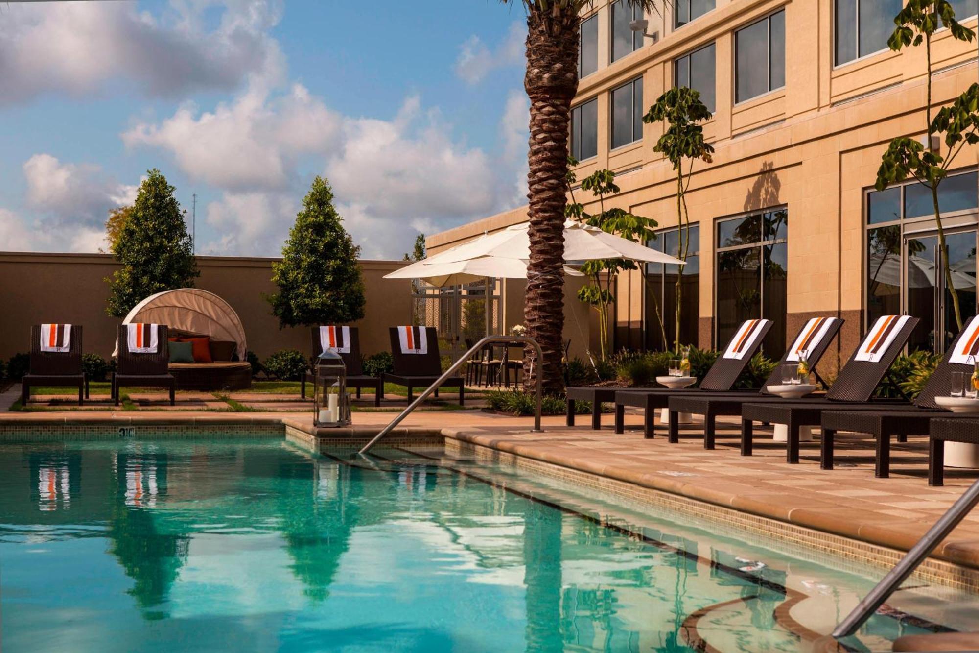 Renaissance Baton Rouge Hotel מראה חיצוני תמונה