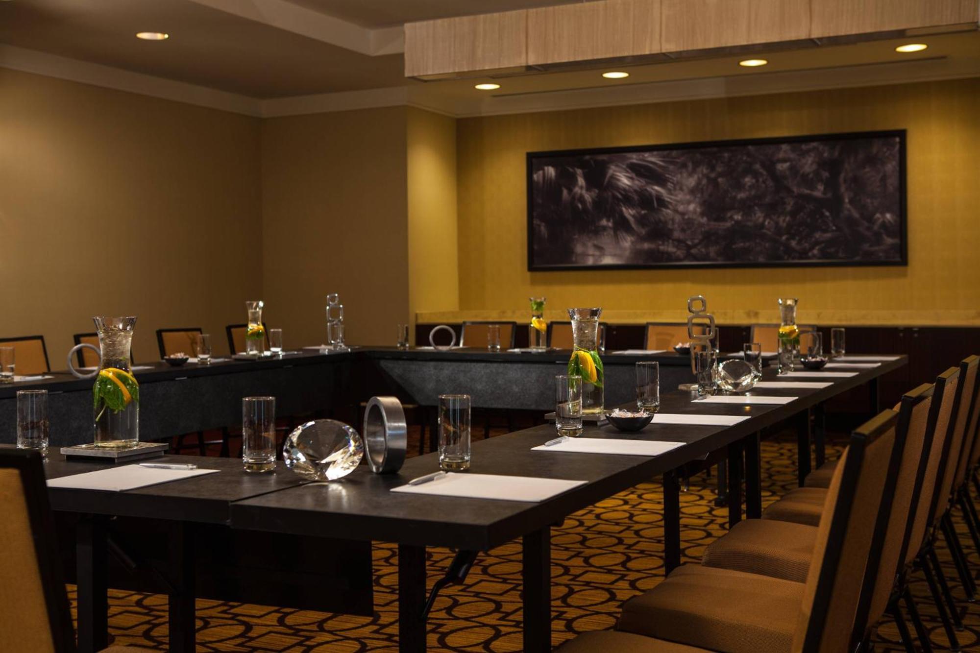 Renaissance Baton Rouge Hotel מראה חיצוני תמונה